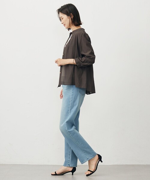 J.PRESS Ladies(J.プレス レディス)の「【洗える・速乾・接触冷感】リライムライトローン バックフレア ブラウス(シャツ/ブラウス・レディース・ふじ色系/ベージュ系/ブラウン系/グレー系・S/XS)」の11枚目の写真
