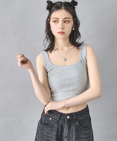 ANAP(アナップ)の「クロップド タンクトップ(タンクトップ・レディース・グレー/ホワイト/ブラック/グリーン・FREE)」の3枚目の写真