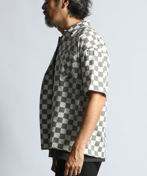 The DUFFER of ST.GEORGE(ザダファーオブセントジョージ)の「CHECKER FLAG S/S SHIRT:チェッカーフラッグ 半袖シャツ(シャツ/ブラウス・メンズ・ベージュ/グレー・MEDIUM/LARGE)」の3枚目の写真