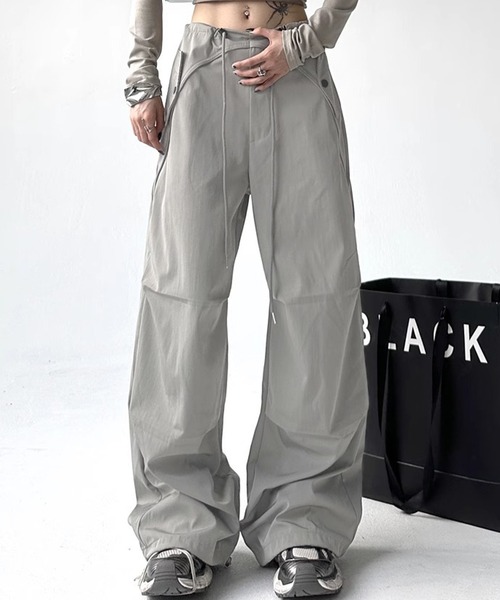 HALEY PESCA（ヘーリーペスカ）の「HALEY PESCA/ルーズフィット　ドロストカーゴパンツ（カーゴパンツ・レディース・ダークグレー/ライトグレー/ブラック・MEDIUM/LARGE/SMALL）」の3枚目の写真