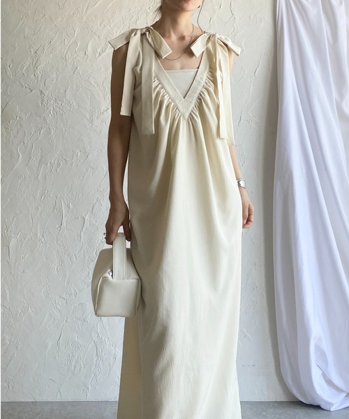 イタリア購入 肩おりぼんふんわり段々フレアギャザーワンピース 便利なポケット付きで調整可能！裾フレアギャザーキャミ