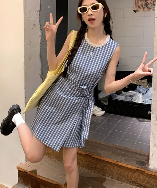 urge:(アージコロン )の「【URGE:】チェック柄 ノースリーブ ミニ丈 ワンピース(ワンピース・レディース・ブルー・X-LARGE/LARGE/MEDIUM/SMALL)」の1枚目の写真