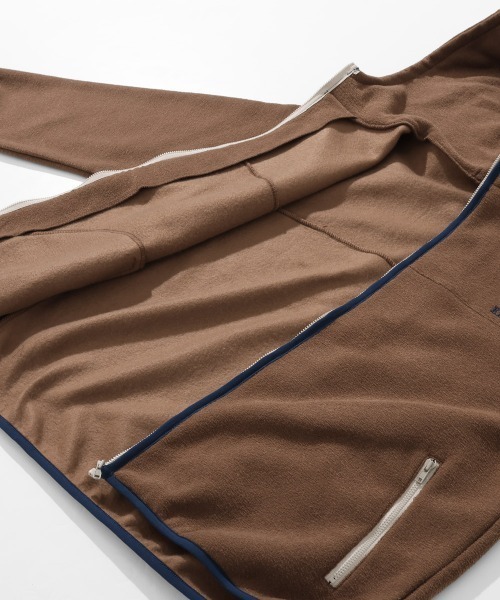 KRIFF MAYER Lady's Collection（クリフメイヤーレディースコレクション）の「【軽い･暖かい･柔らかい】ブークレジップパーカー（パーカー・レディース・カラフル/ブラウン/サンドベージュ/ブラック・LARGE/MEDIUM）」の11枚目の写真