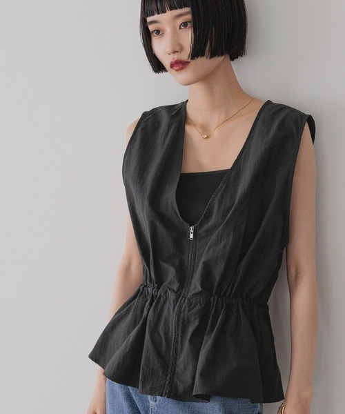 LOWRYS FARM（ローリーズファーム）の「マルチＷＡＹフリルベスト　 575251（ベスト・レディース・ブラウン/ブラック/アイボリー・FREE）」の2枚目の写真