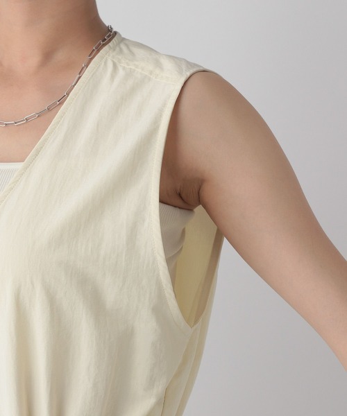 LOWRYS FARM（ローリーズファーム）の「マルチＷＡＹフリルベスト　 575251（ベスト・レディース・ブラウン/ブラック/アイボリー・FREE）」の12枚目の写真