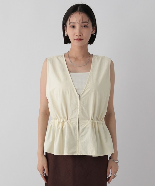 LOWRYS FARM（ローリーズファーム）の「マルチＷＡＹフリルベスト　 575251（ベスト・レディース・ブラウン/ブラック/アイボリー・FREE）」の18枚目の写真