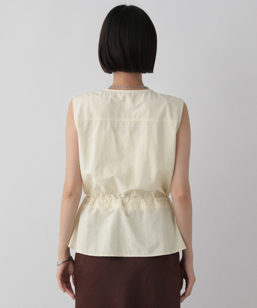 LOWRYS FARM（ローリーズファーム）の「マルチＷＡＹフリルベスト　 575251（ベスト・レディース・ブラウン/ブラック/アイボリー・FREE）」の19枚目の写真