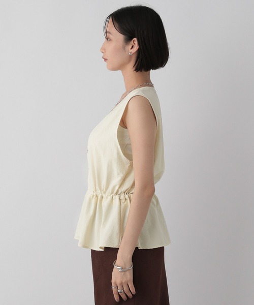 LOWRYS FARM（ローリーズファーム）の「マルチＷＡＹフリルベスト　 575251（ベスト・レディース・ブラウン/ブラック/アイボリー・FREE）」の20枚目の写真