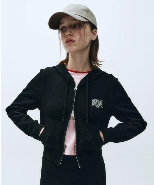 W CLASSIC LOGO CROP KNIT HOODIE ZIPUP（パーカー）｜MARITHE +