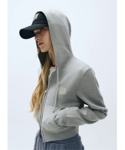 MARITHE + FRANCOIS GIRBAUD(マリテフランソワジルボー)の「W CLASSIC LOGO CROP KNIT HOODIE ZIPUP(パーカー・レディース・ヘザーグレー/ブラック・SMALL/MEDIUM)」の4枚目の写真