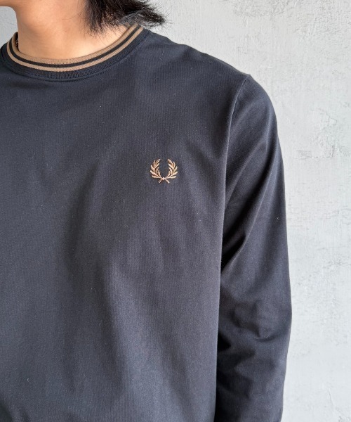 FRED PERRY（フレッドペリー）の「[FRED PERRY/フレッドペリー] ツインティップライン ロングスリーブTシャツ M9602（Tシャツ/カットソー・レディース・ブラック/ホワイト/ネイビー・S/M/L）」の22枚目の写真