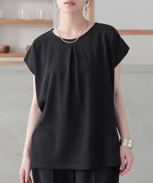 n'OrLABEL（ノアールレーベル）の「【機能素材】『フレンチスリーブカットソー』（Tシャツ/カットソー・レディース・オフホワイト/ブラック/チャコール・2/1）」の2枚目の写真