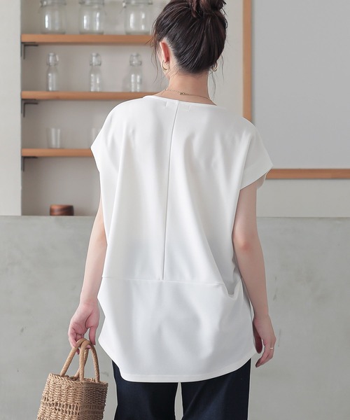 n'OrLABEL（ノアールレーベル）の「【機能素材】『フレンチスリーブカットソー』（Tシャツ/カットソー・レディース・オフホワイト/ブラック/チャコール・2/1）」の13枚目の写真