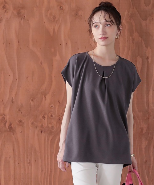 n'OrLABEL（ノアールレーベル）の「【機能素材】『フレンチスリーブカットソー』（Tシャツ/カットソー・レディース・オフホワイト/ブラック/チャコール・2/1）」の6枚目の写真