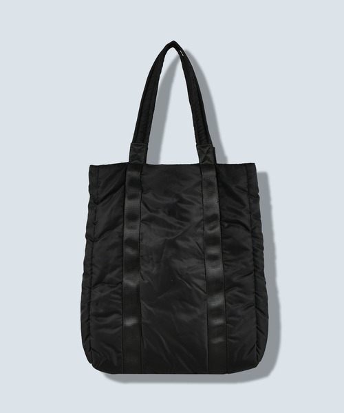 OMMO（オーエムエムオー）の「PADDED NYLON TOTE BAG（トートバッグ・レディース・ブラックミックス/ブラック/カーキ・F）」の12枚目の写真