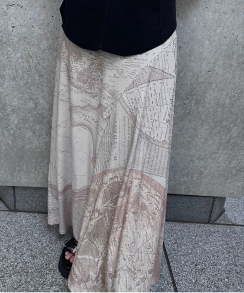 CARTOGRAPHIC PATTERN CUT SKIRT（スカート）｜Ameri（アメリ