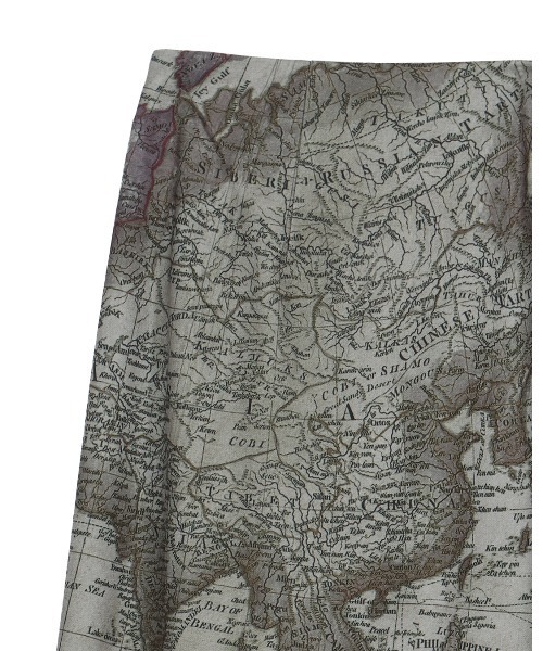 スカート CARTOGRAPHIC PATTERN CUT SKIRT CARTOGRAPHIC PATTERN CUT SKIRT