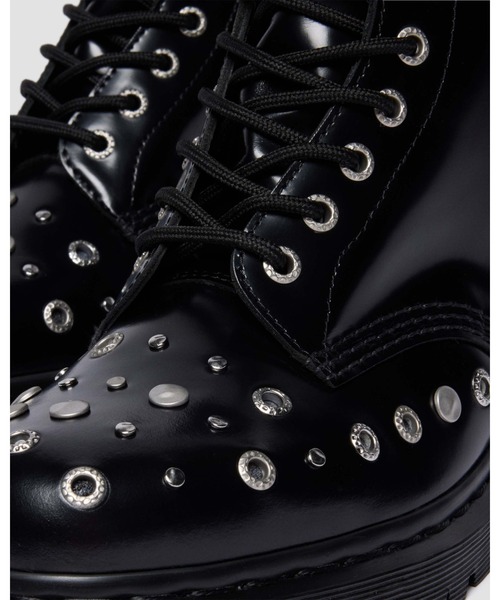 Dr. Martens(ドクターマーチン)の「Dr. Martens/ドクターマーチン 1460 ハードウェア 8 ホール ブーツ 42319001(ブーツ・メンズ・ブラック・UK11/UK10/UK9/UK8/UK7/UK6/UK5/UK4/UK3)」の4枚目の写真