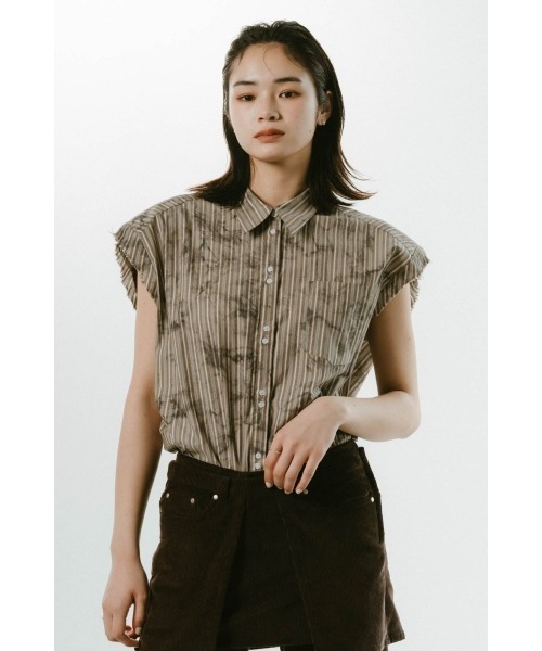 Knuth Marf（クヌースマーフ）の「stripe label nosleeve shirt（シャツ/ブラウス・レディース・モスグリーン/ピンク/ブラック/グレイッシュベージュ・FREE）」の3枚目の写真