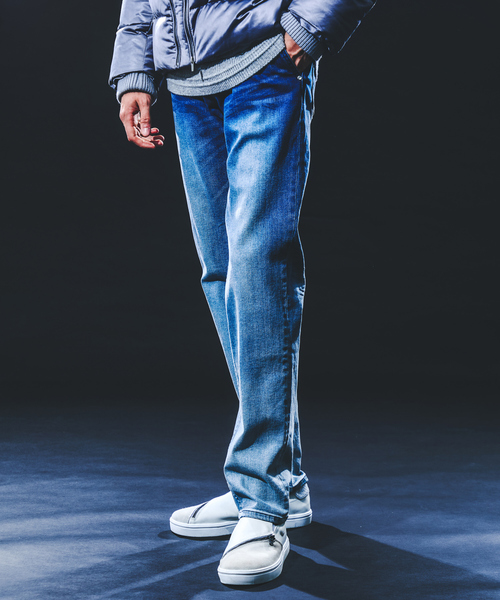 5351 POUR LES HOMMES（ゴーサンゴーイチプールオム）の「【25A/W】グラデーション テーパード デニム（デニムパンツ・メンズ・ブラック/インディゴブルー・50/48/46/44）」の2枚目の写真