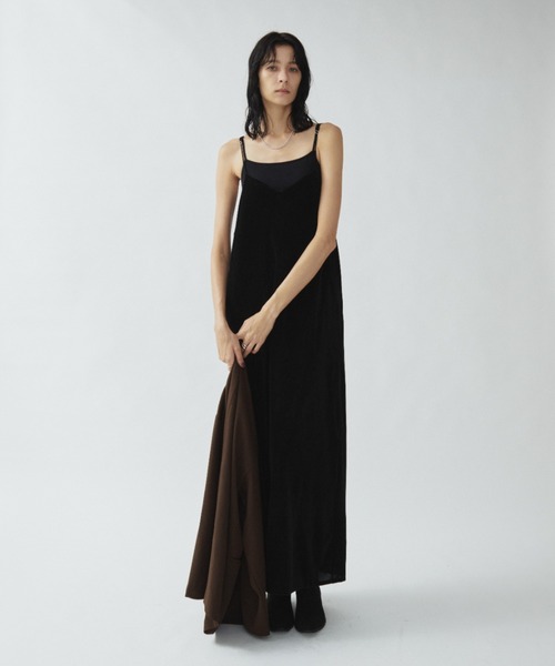 Aunt Marie's（アントマリーズ）の「Vネックベロアロングキャミワンピース（ワンピース・レディース・ブラウン/ブラック・MT/FREE）」の9枚目の写真