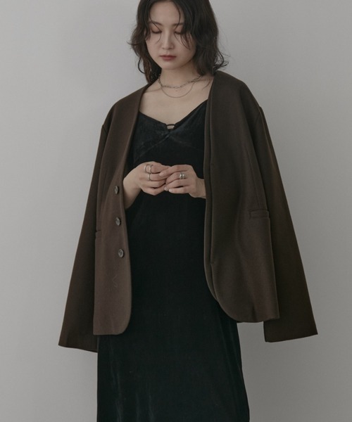 Aunt Marie's(アントマリーズ)の「Vネックベロアロングキャミワンピース(ワンピース・レディース・ブラウン/ブラック・MT/FREE)」の11枚目の写真