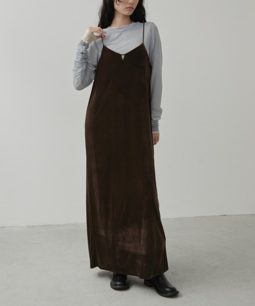 Aunt Marie's（アントマリーズ）の「Vネックベロアロングキャミワンピース（ワンピース・レディース・ブラウン/ブラック・MT/FREE）」の21枚目の写真