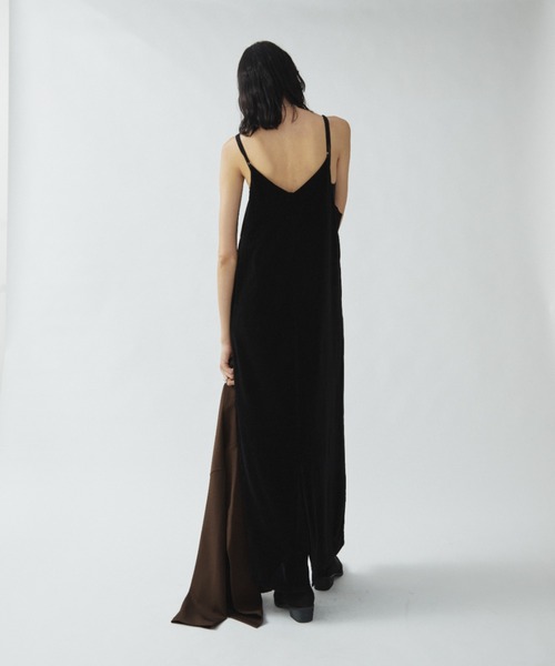 セール】Vネックベロアロングキャミワンピース（ワンピース）｜Aunt