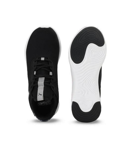 PUMA(プーマ)の「PUMA プーマ ウィメンズ ソフトライド バイタル 2 フェム GR ランニングシュ(スニーカー・レディース・ベージュ系その他/ブラック×シルバー・23.0cm/22.5cm/22.0cm/24.5cm/24.0cm/23.5cm/26.0cm/25.5cm/25.0cm)」の5枚目の写真