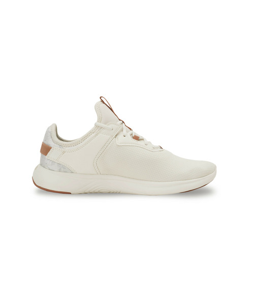PUMA(プーマ)の「PUMA プーマ ウィメンズ ソフトライド バイタル 2 フェム GR ランニングシュ(スニーカー・レディース・ベージュ系その他/ブラック×シルバー・23.0cm/22.5cm/22.0cm/24.5cm/24.0cm/23.5cm/26.0cm/25.5cm/25.0cm)」の11枚目の写真