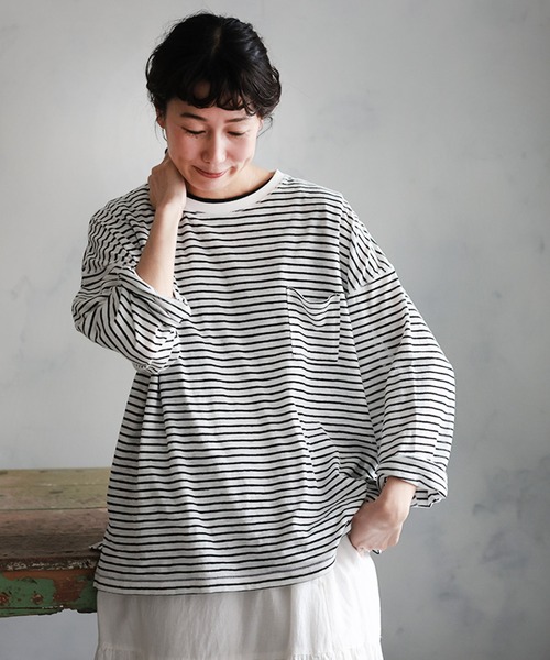 soulberry(ソウルベリー)の「夏の、長袖ボーダーカットソー(Tシャツ/カットソー・レディース・パープル系/ブラック系/ホワイト系・4L/3L/LL/L/M/5L)」の1枚目の写真
