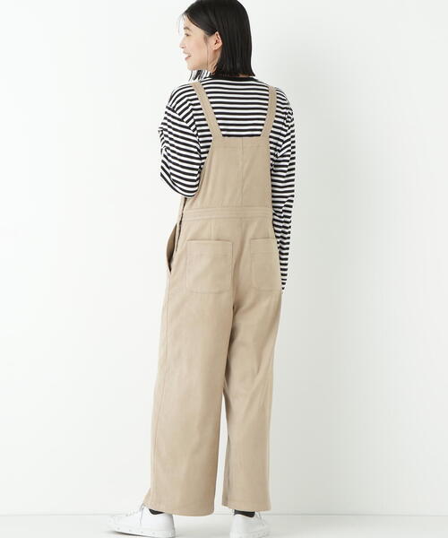 human woman（ヒューマンウーマン）の「◆ストレッチフェイクスエードオーバーオール（サロペット/オーバーオール・レディース・ブラウン/ベージュ・MEDIUM）」の13枚目の写真