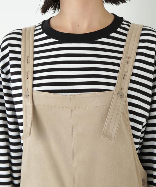 human woman（ヒューマンウーマン）の「◆ストレッチフェイクスエードオーバーオール（サロペット/オーバーオール・レディース・ブラウン/ベージュ・MEDIUM）」の21枚目の写真