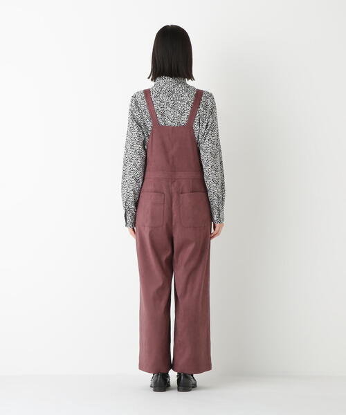 human woman（ヒューマンウーマン）の「◆ストレッチフェイクスエードオーバーオール（サロペット/オーバーオール・レディース・ブラウン/ベージュ・MEDIUM）」の10枚目の写真