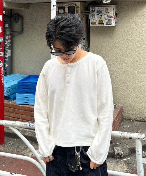 ADAMASTE（アダマスト）の「waffle henry neck t-shirt - ワッフルヘンリーネックT【短丈】（Tシャツ/カットソー・メンズ・ホワイト/ブラック・MEDIUM/LARGE）」の19枚目の写真