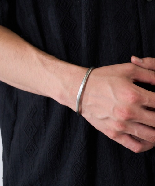 Hawk Company（ホークカンパニー）の「【Hawk Company】バングル　3903（バングル/リストバンド・メンズ・シルバー/ゴールド・FREE）」の4枚目の写真