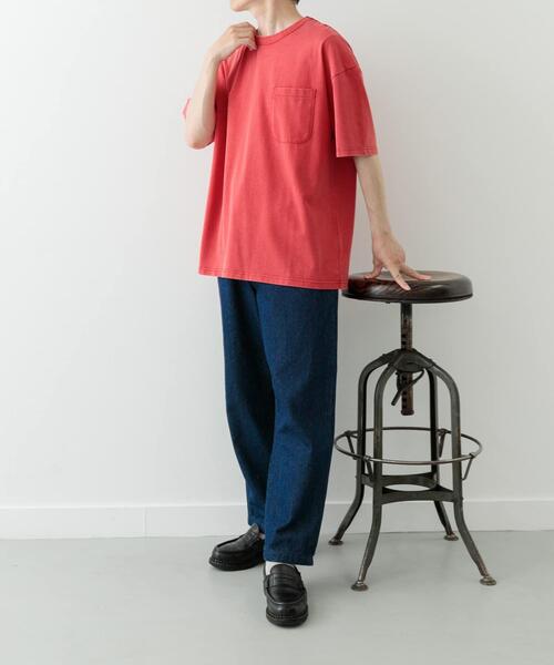 ITEMS URBANRESEARCH（アイテムズ アーバンリサーチ）の「フェード加工クルーネック天竺ポケットTシャツ（Tシャツ/カットソー・メンズ・ブラウン/グリーン/レッド/ブラック・LARGE/MEDIUM）」の8枚目の写真