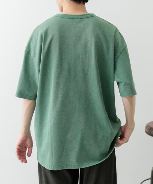 ITEMS URBANRESEARCH（アイテムズ アーバンリサーチ）の「フェード加工クルーネック天竺ポケットTシャツ（Tシャツ/カットソー・メンズ・ブラウン/グリーン/レッド/ブラック・LARGE/MEDIUM）」の18枚目の写真