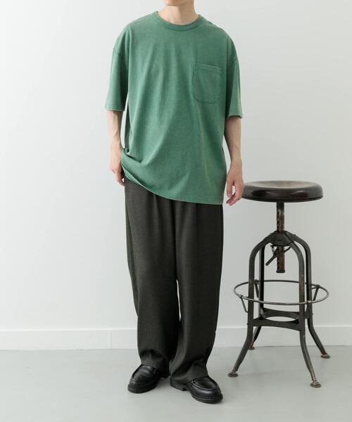 ITEMS URBANRESEARCH（アイテムズ アーバンリサーチ）の「フェード加工クルーネック天竺ポケットTシャツ（Tシャツ/カットソー・メンズ・ブラウン/グリーン/レッド/ブラック・LARGE/MEDIUM）」の19枚目の写真
