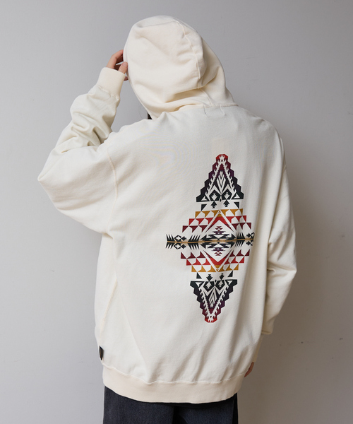 PENDLETON(ペンドルトン)の「【PENDLETON/ペンドルトン】Back Print Zip Up Hoodie / ハーディング柄 バックプリント ジップアップパーカー(パーカー・メンズ・ブラック/アイボリー/ホワイト系その他・M/L)」の1枚目の写真