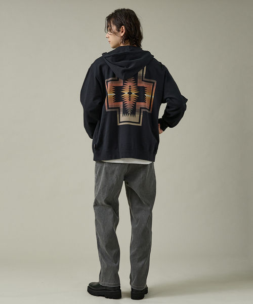 PENDLETON(ペンドルトン)の「【PENDLETON/ペンドルトン】Back Print Zip Up Hoodie / ハーディング柄 バックプリント ジップアップパーカー(パーカー・メンズ・ブラック/アイボリー/ホワイト系その他・M/L)」の16枚目の写真
