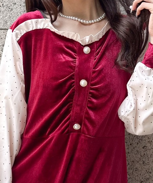 Mejoul(メジュール)の「ベロア切り替え シフォンスリーブ フレアロングワンピース(ワンピース・レディース・ブラック/レッド・F)」の13枚目の写真