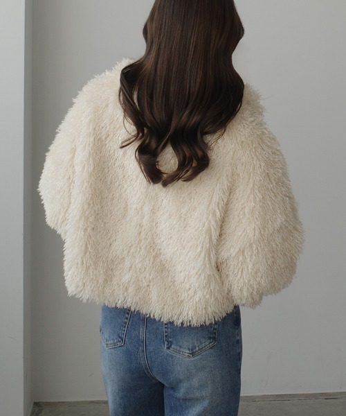 Louere（ルエレ）の「プードルファーショートコート（中綿無し）[高身長サイズMT/低身長サイズS有り]（その他アウター・レディース・モカ/ブラック/アイボリー・MT/LARGE/MEDIUM/SMALL）」の17枚目の写真