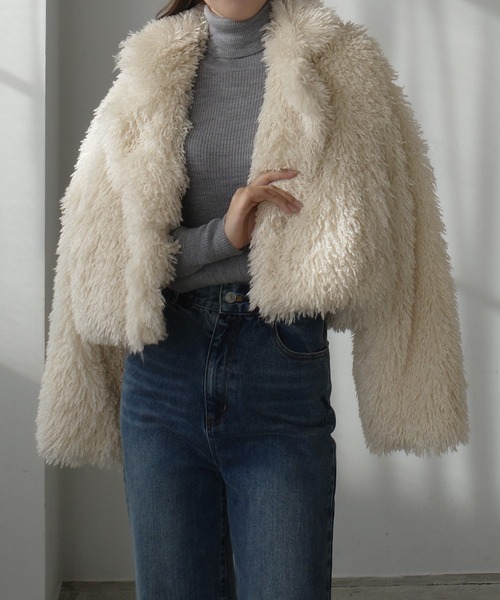 Louere（ルエレ）の「プードルファーショートコート（中綿無し）[高身長サイズMT/低身長サイズS有り]（その他アウター・レディース・モカ/ブラック/アイボリー・MT/LARGE/MEDIUM/SMALL）」の19枚目の写真