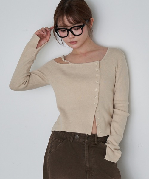 RAY CASSIN（レイカズン）の「ワンショル前あきリブニット（ニット/セーター・レディース・アイボリー/ブラック/グレー/ブラウン系その他2・FREE）」の10枚目の写真