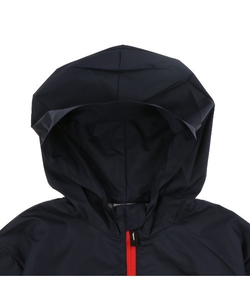 Champion（チャンピオン）の「チャンピオン  チャンピオン ウインドジャケット_Champion POCKETABLE JACKET（ナイロンジャケット・キッズ・ブラック/ネイビー・120cm/130cm/140cm/150cm/160cm）」の4枚目の写真