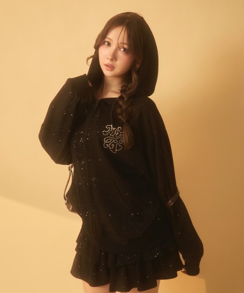 TITTY&CO.(ティティーアンドコー)の「ラメスウェットセットアップ(セットアップ・レディース・ブラック/グレー・FREE)」の16枚目の写真