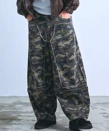 Revo.（レボ）の「ヴィンテージライク ダブルニーデザイン ワイドカーブパンツ【2WAY】（その他パンツ・メンズ）」