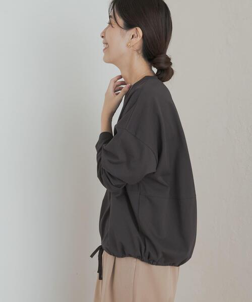 URBAN RESEARCH DOORS（アーバンリサーチドアーズ）の「ヘムドロストロングスリーブプルオーバー（Tシャツ/カットソー・レディース・チャコールグレー/オートミール/ライトカーキ・MEDIUM）」の4枚目の写真