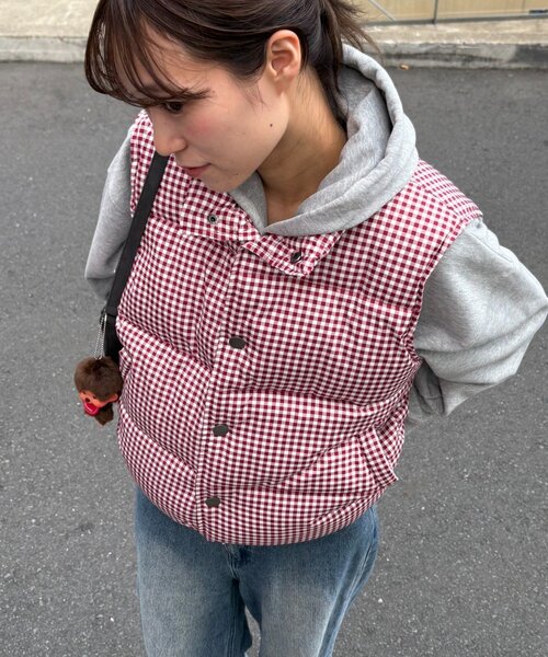 CIAOPANIC TYPY(チャオパニックティピー)の「【UNISEX】ギンガムチェック中綿ベスト(ベスト・レディース・ネイビー/レッド/ブラウン・MEDIUM/LARGE)」の8枚目の写真